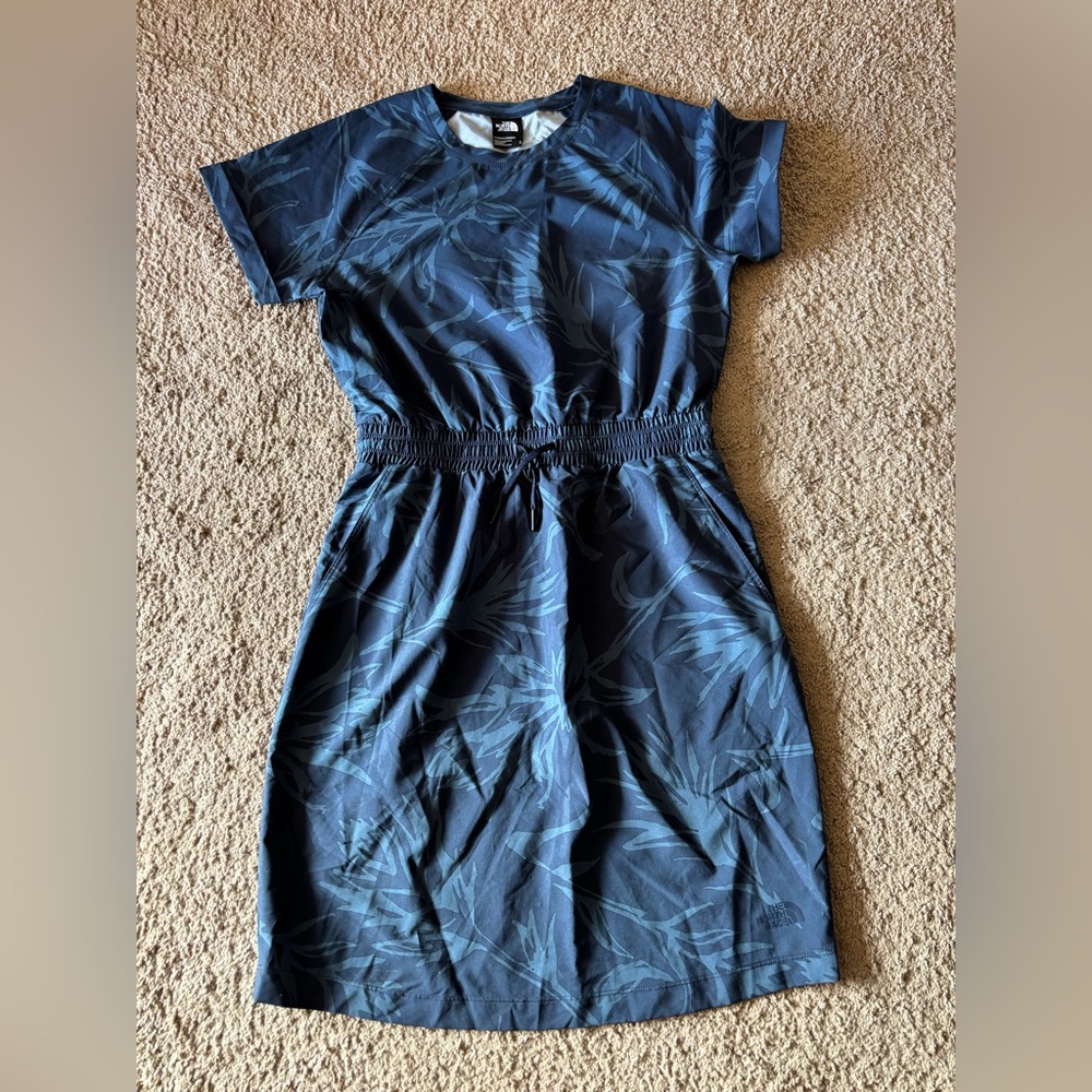 Women’s The North Face Never Stop Wearing Adventure Dress